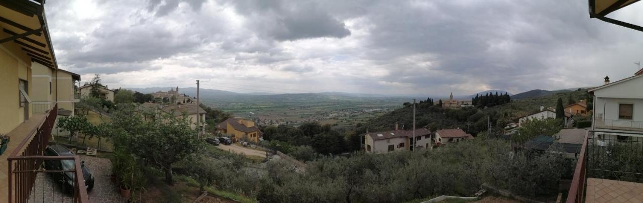 Il Panorama Di Trevi Hotel Bagian luar foto