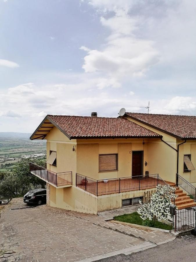 Il Panorama Di Trevi Hotel Bagian luar foto