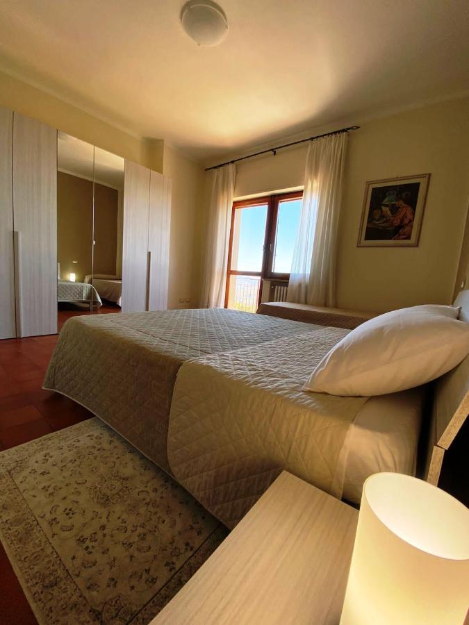 Il Panorama Di Trevi Hotel Bagian luar foto